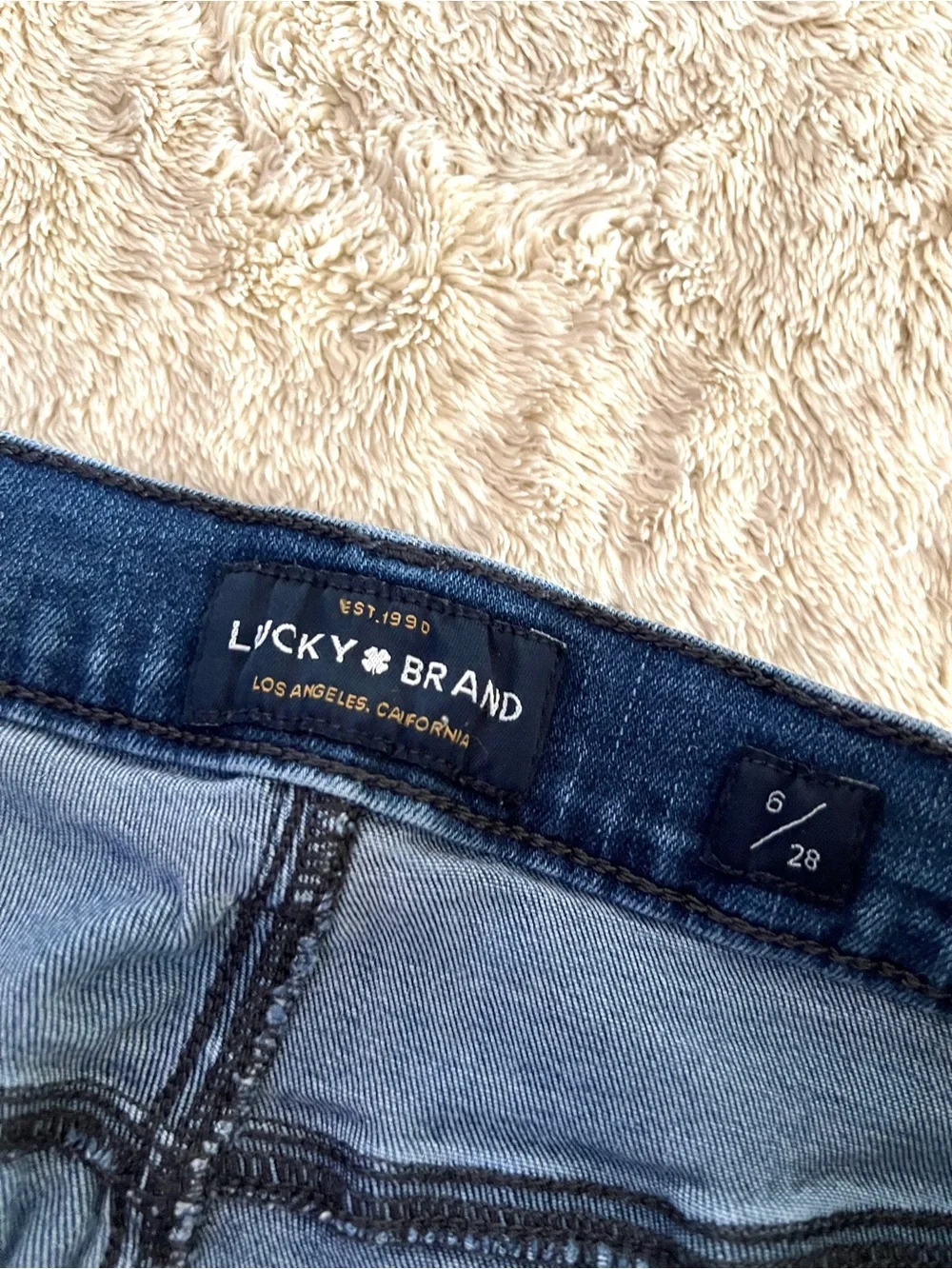 LUCKY BRAND Woman's Brooke Legging Jeans Size 6